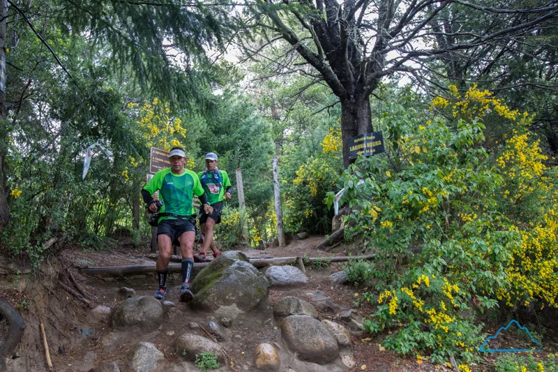 Los lideres, bajando del Bella Vista. Foto: Rodrigo Lizama