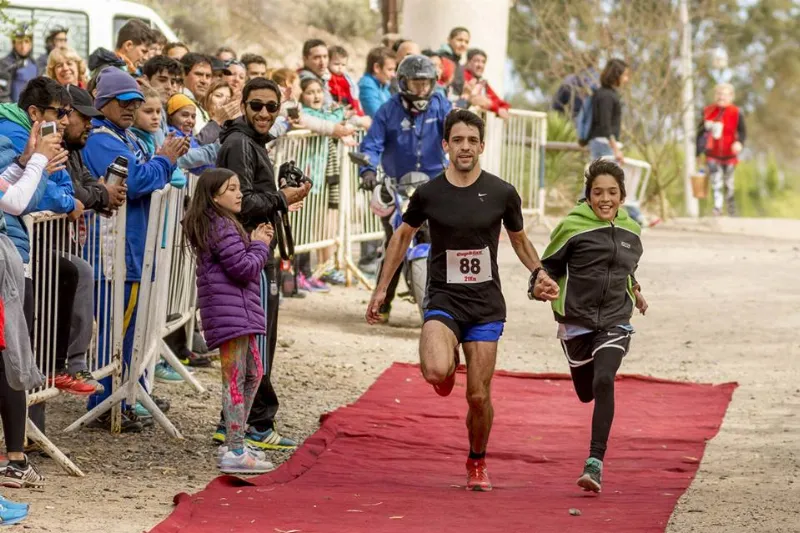 Hector Garcia, a punto de triunfar en los 21k Solidarios. Foto: Carlos Mir.